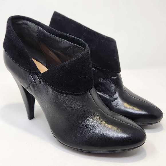 Coach Annika Heeled Ankle Booties Womens 7 B Black Leather Suede Fold Slip On - Picture 1 of 11